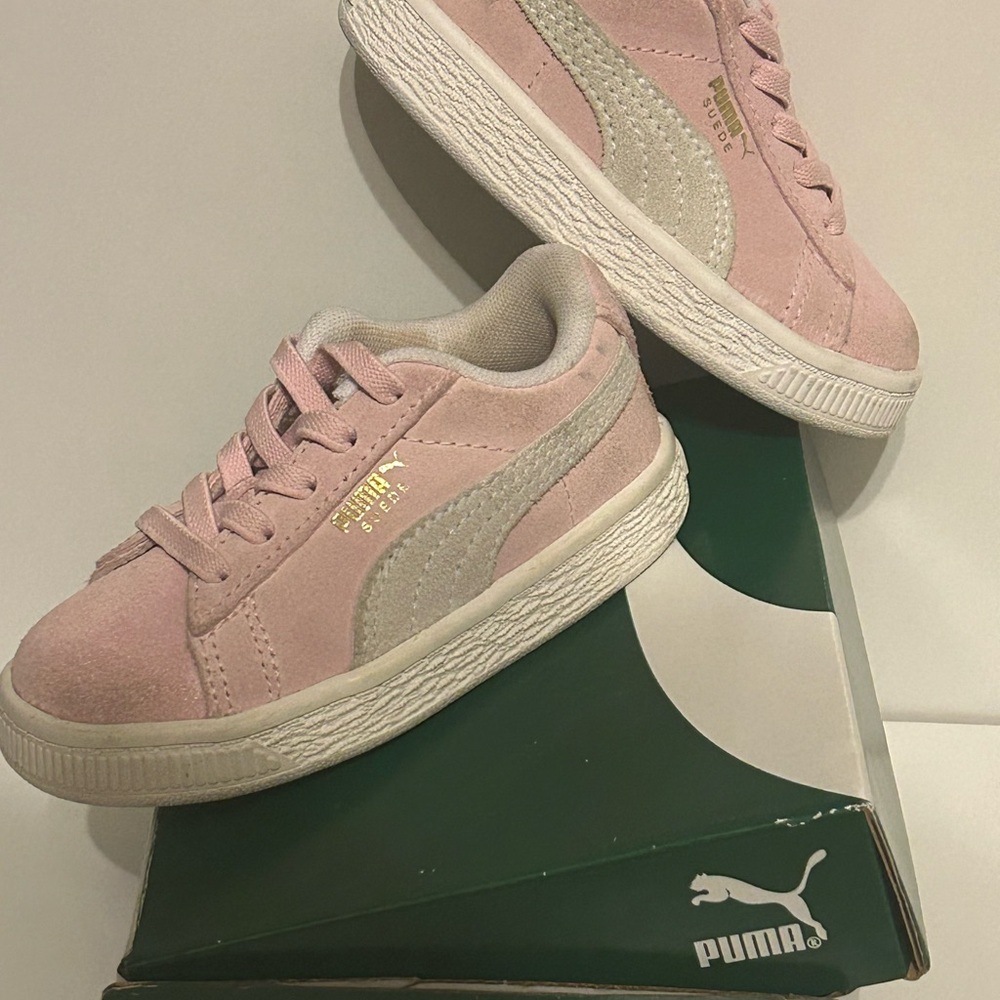 PUMA Kids Suede Sneakers - Pink